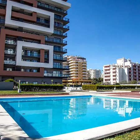 Rocha Tower - 8b Apartment