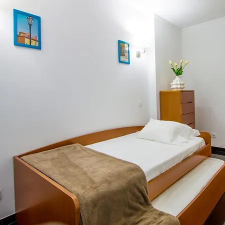Rocha Tower - 8b